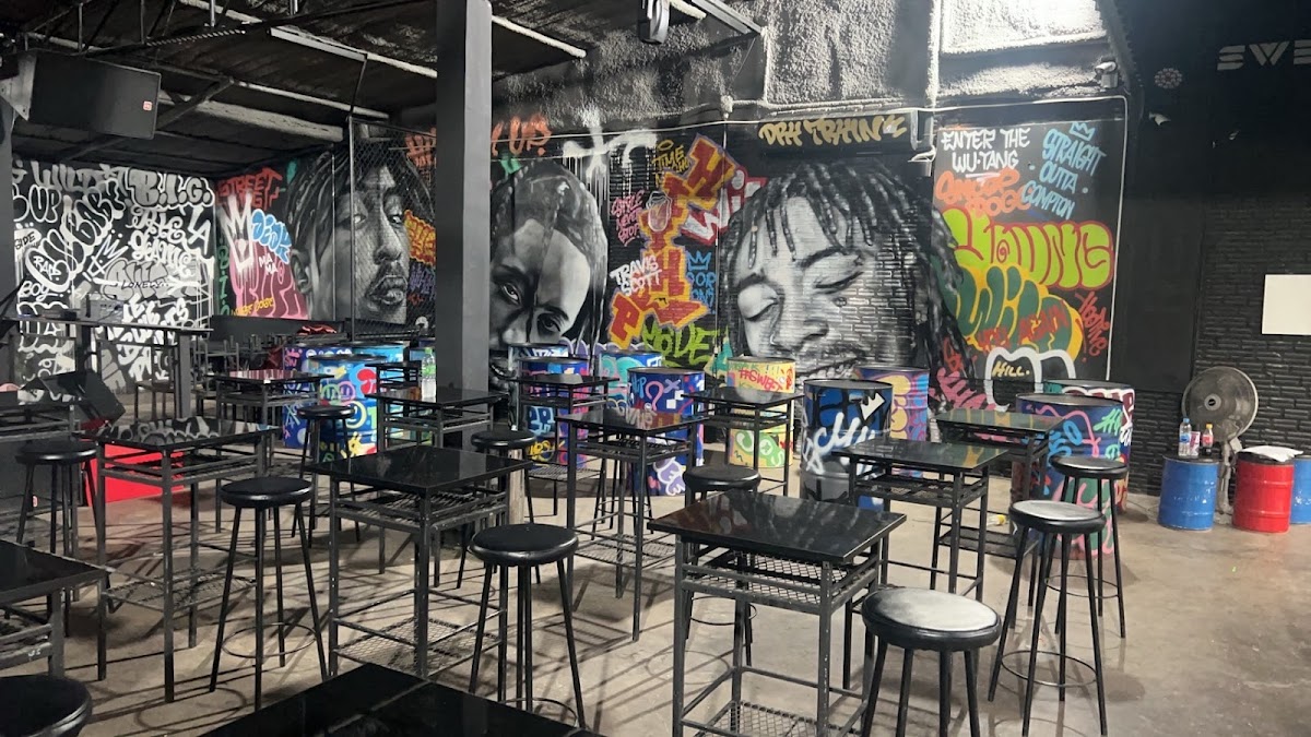 BangWhe'Bar