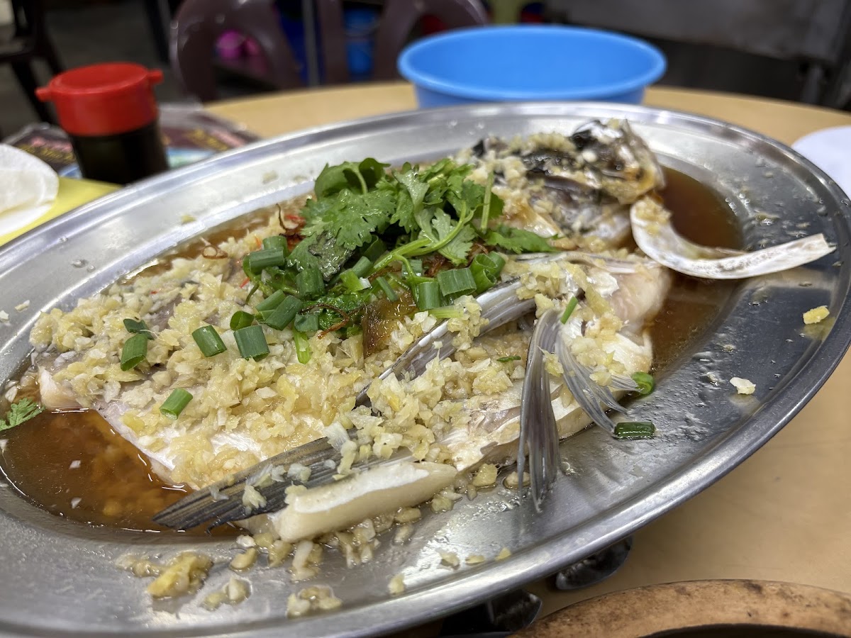 Restoran Hoe Mun Kee PJ Steamed Fish Head Photo 5