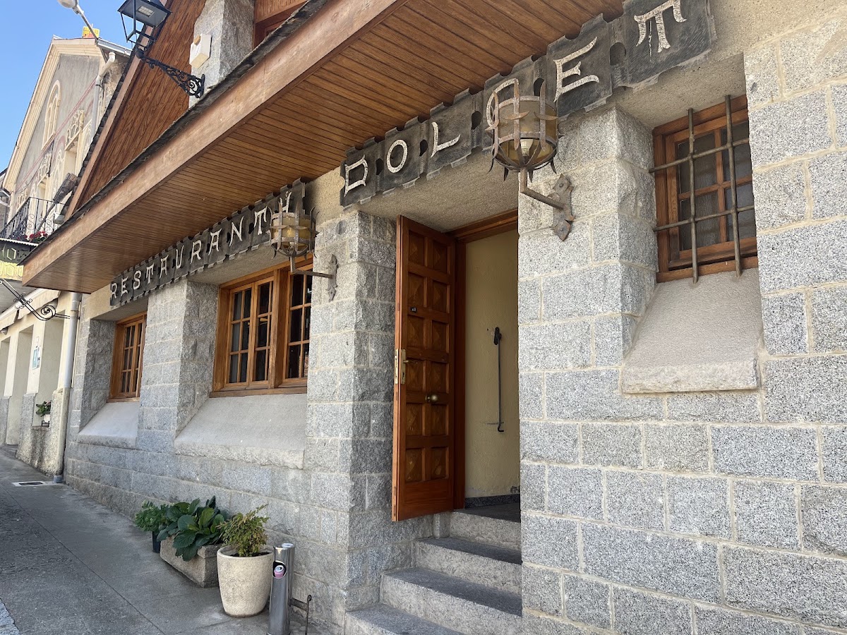Hostal Dolcet Photo 3