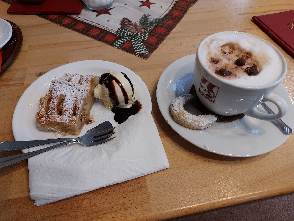 Martina's Coffee Bar Photo 6