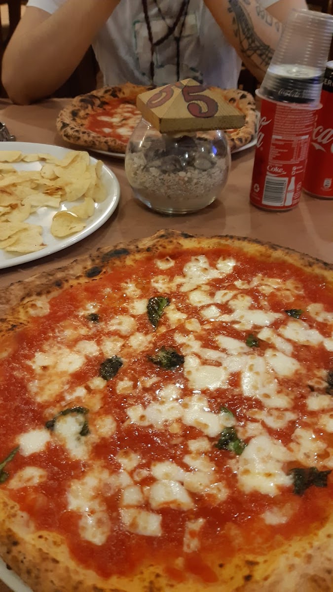 Pizzeria Tutta N'Ata Storia Photo 4