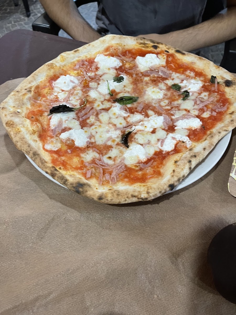 Pizzeria Tutta N'Ata Storia Photo 6