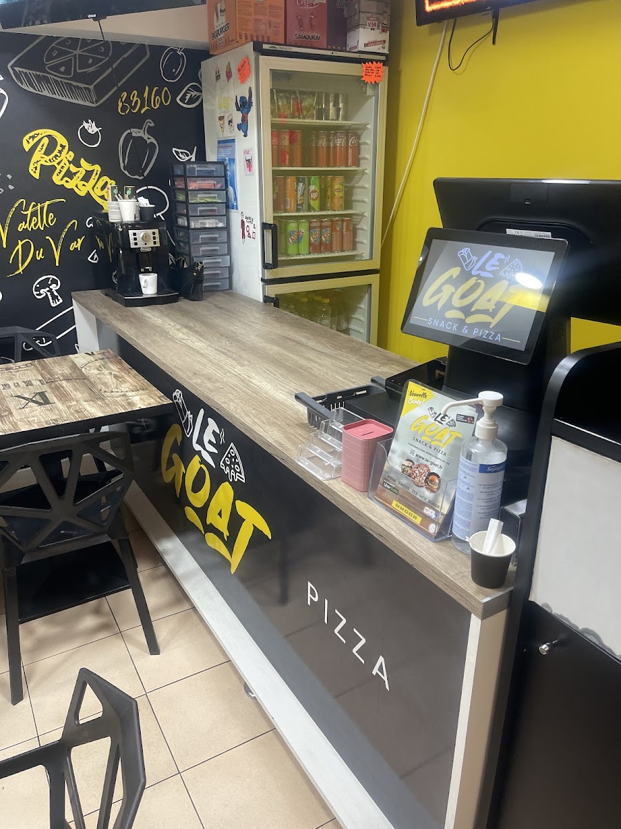 Le Goat - Snack & Pizza Photo 10