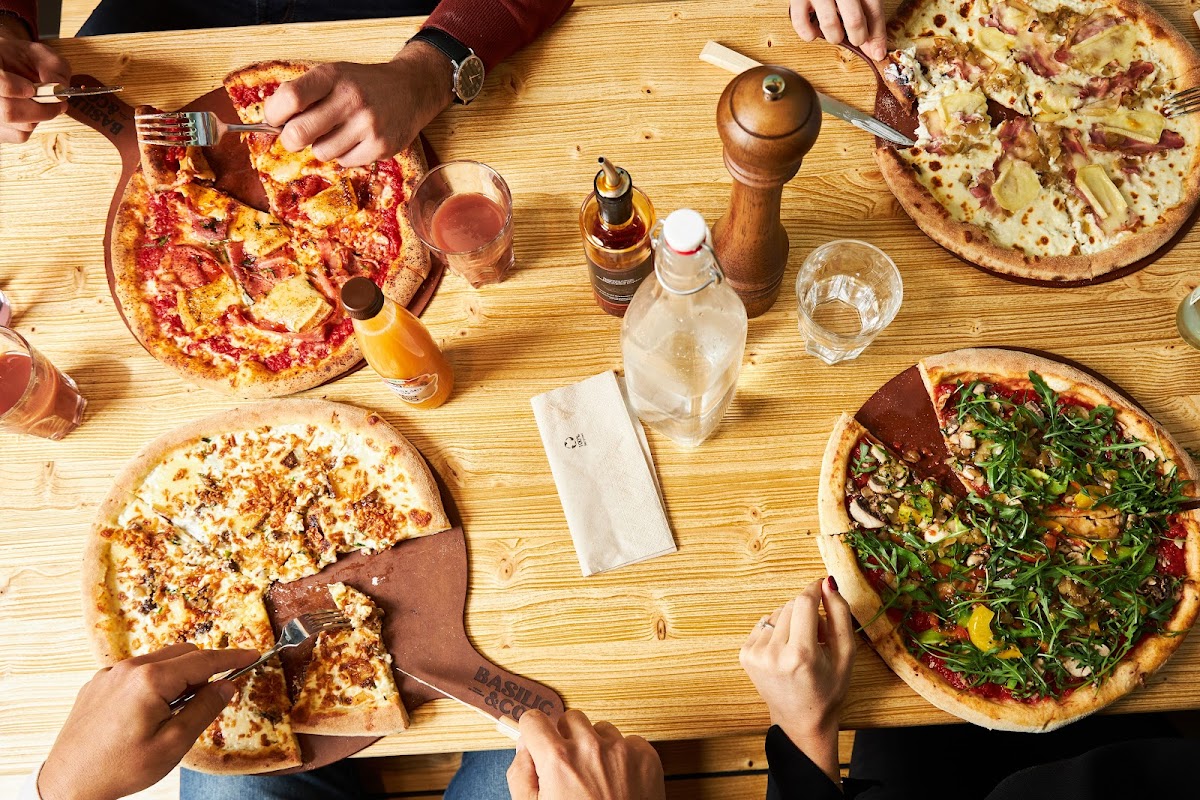 Basilic & Co - pizzas de terroirs - Annecy Photo 3