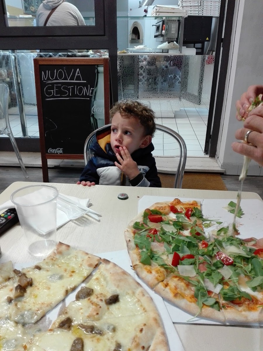 Pizza buona Photo 8
