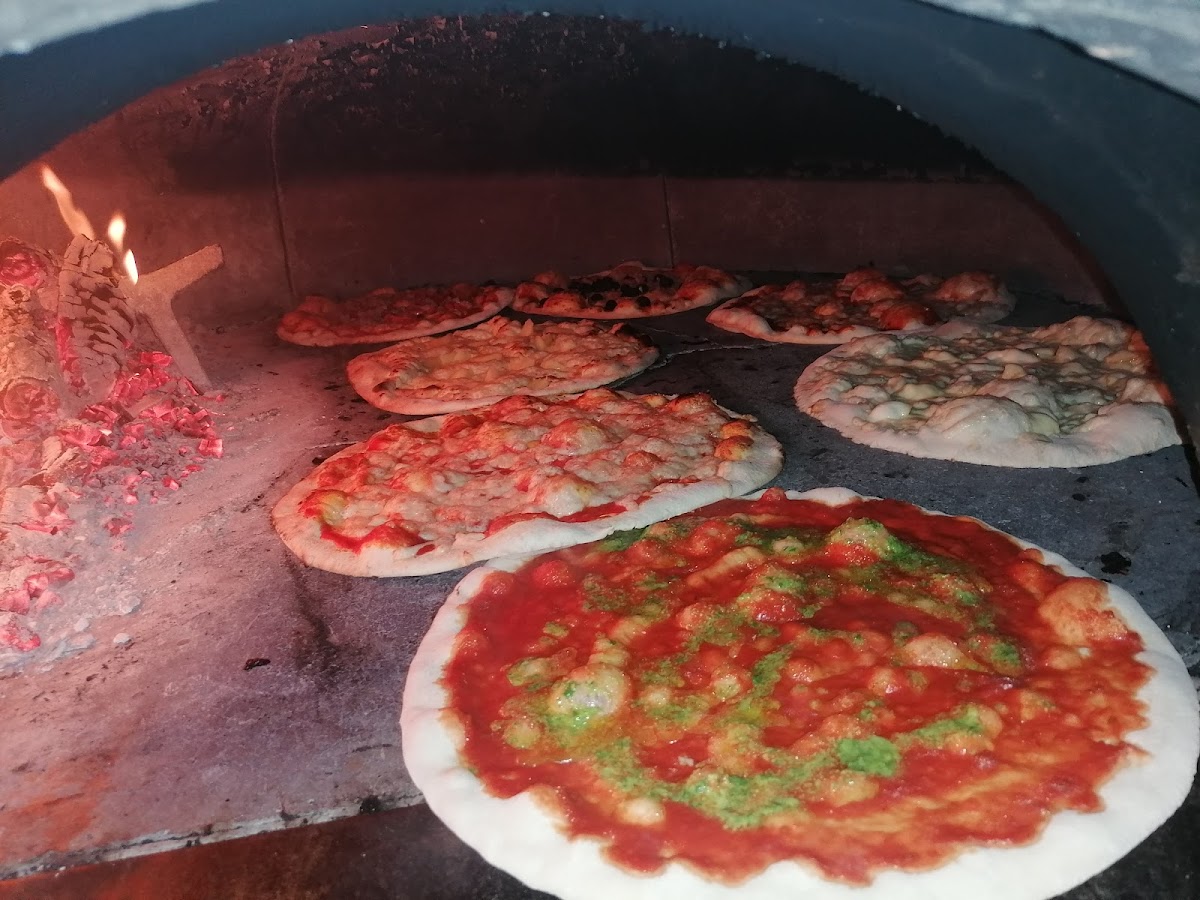 Pizza buona Photo 9