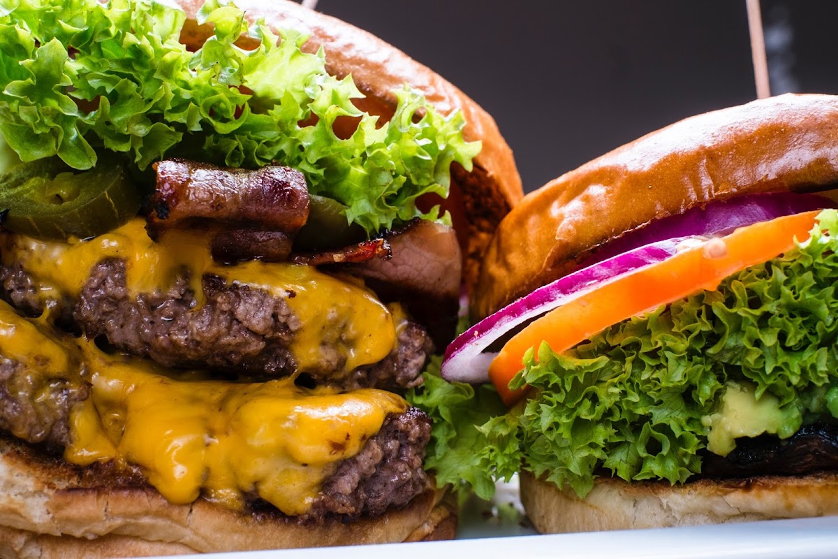 Mam-Mam Burger Photo 3