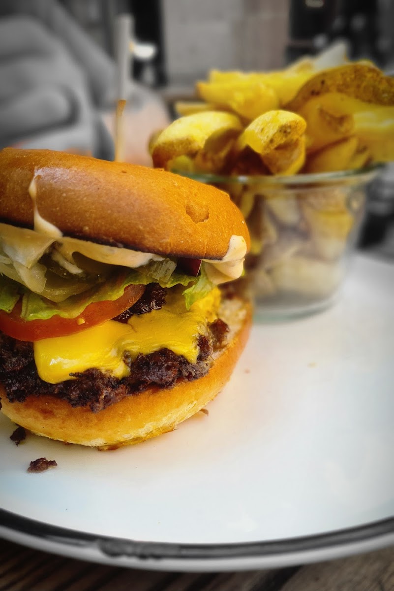 Mam-Mam Burger Photo 5