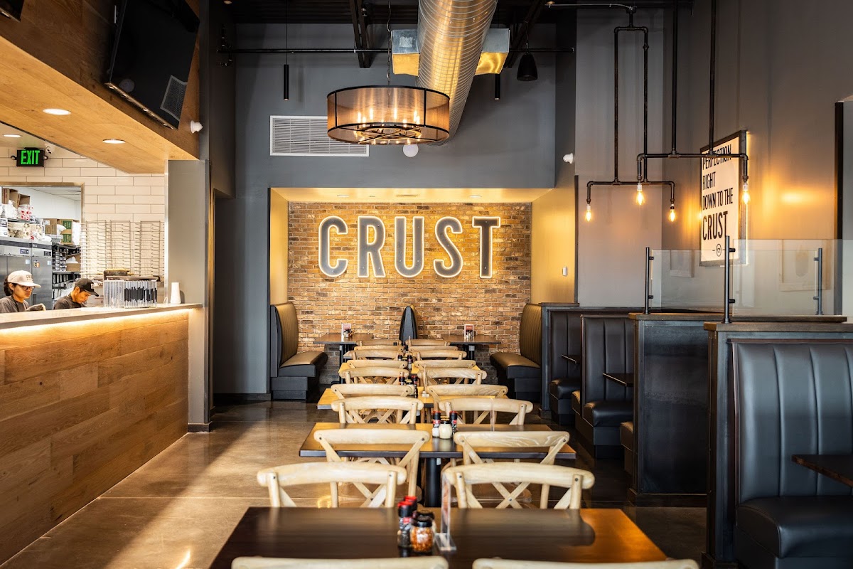 Crust Pizza Co. - Hedwig Village (Memorial) Photo 10