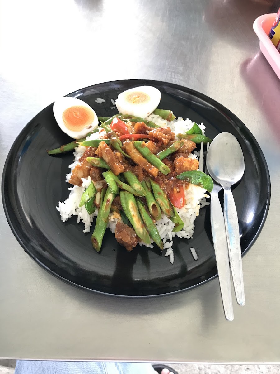 Kow Pork Noodles Photo 8