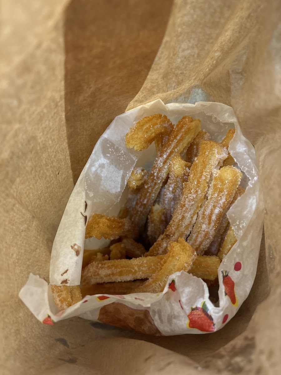 Street Crêpes Churros Gaufres Photo 6