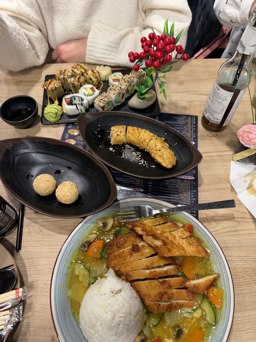Sushi Yana - Berlin Marzahn Photo 4