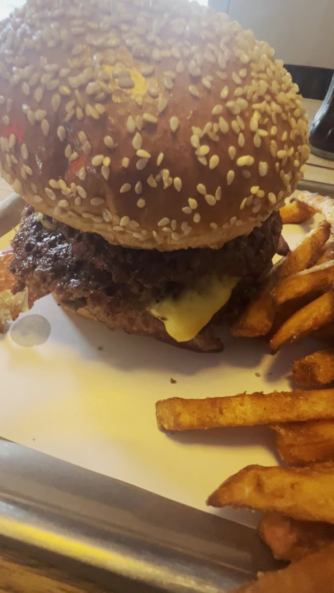Patties & Berries - Burger Restaurant - Moers Photo 2
