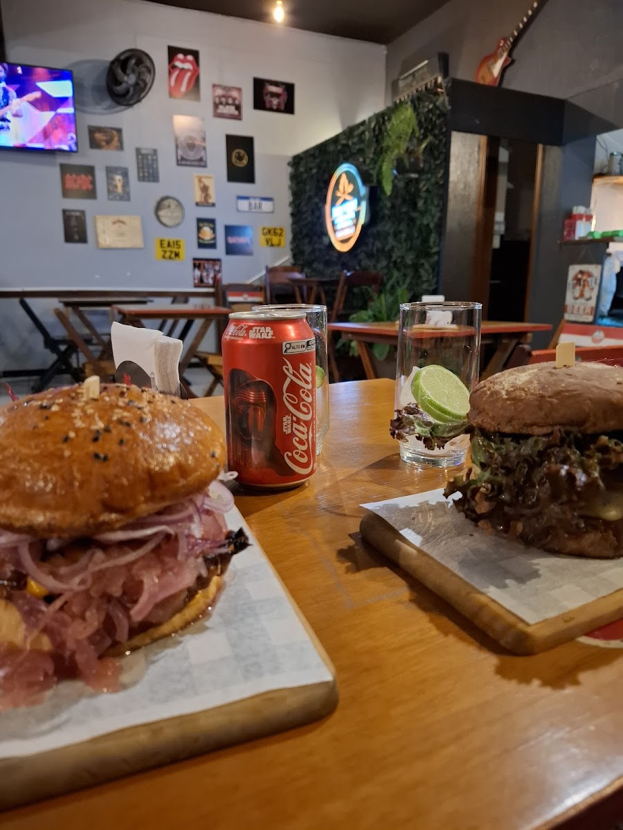 Dom Pedro Hamburgueria Photo 3
