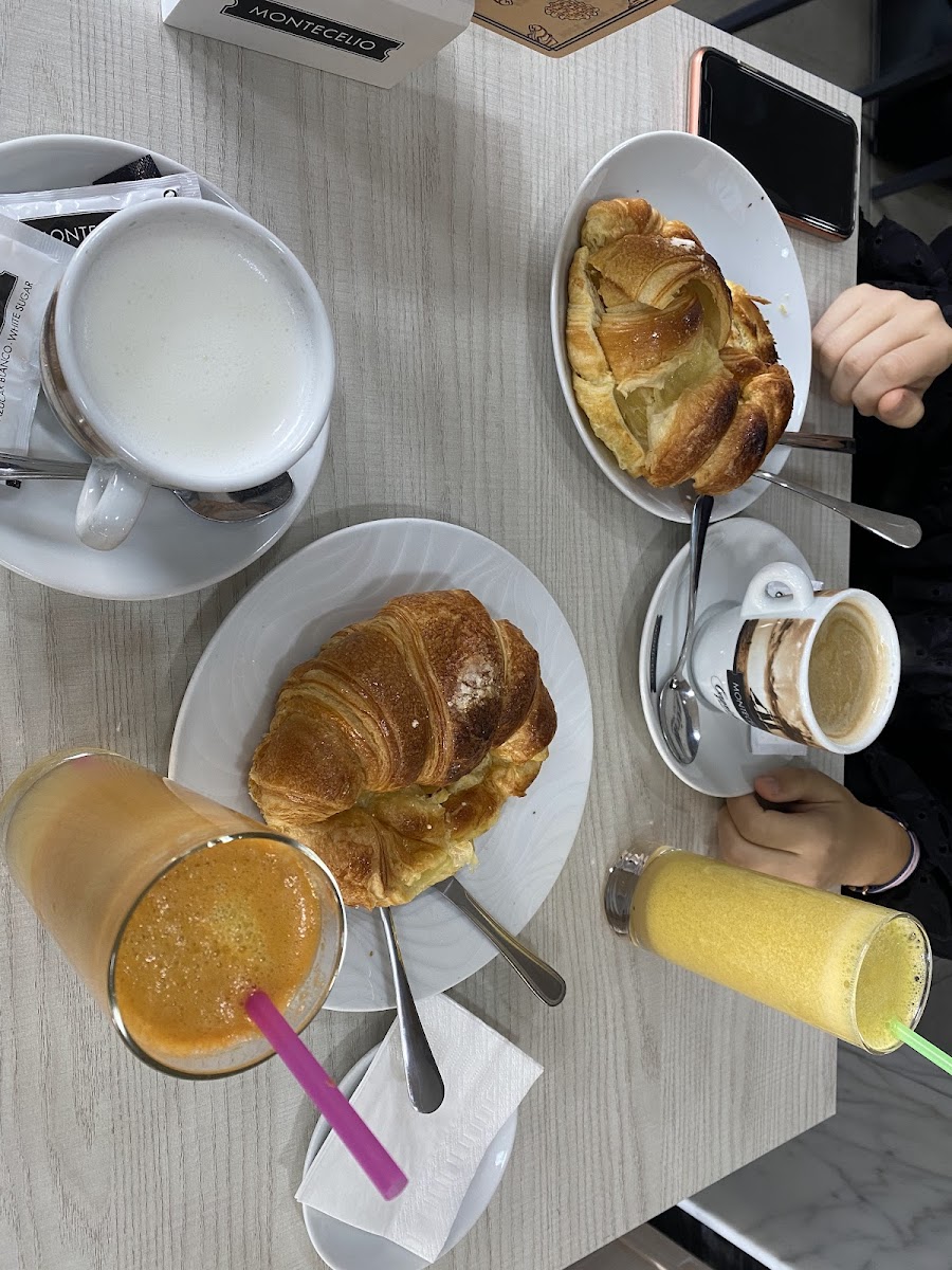 Café Pastelería San Blas Photo 9