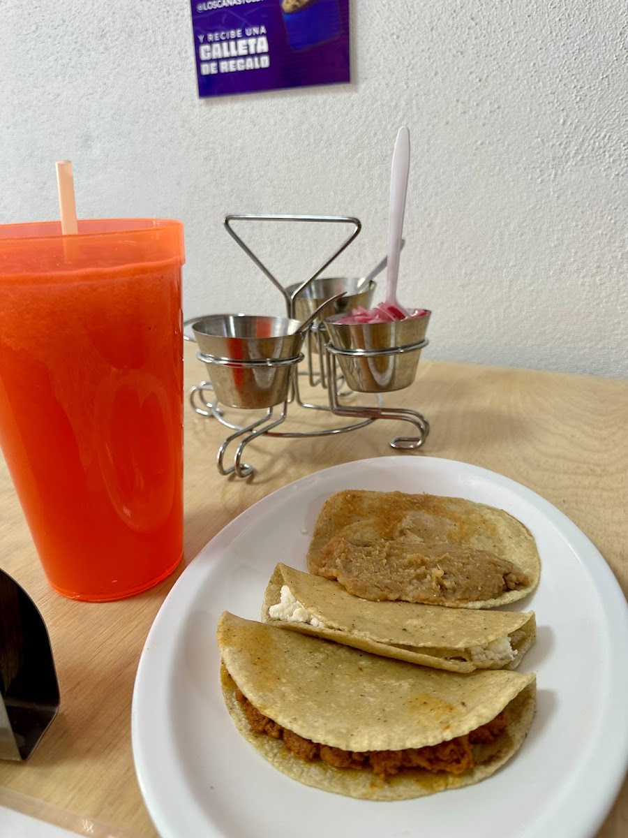 'Los Canastos' Tacos de Canasta