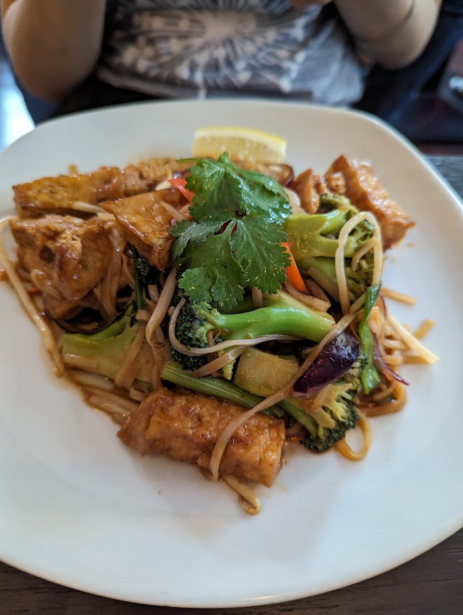 Tiien Thai Southbourne Photo 6