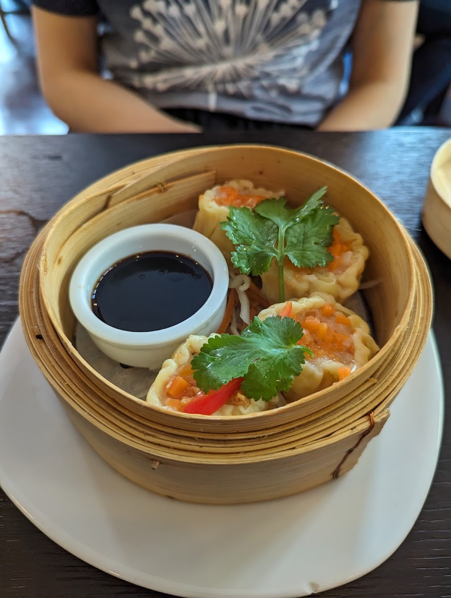 Tiien Thai Southbourne Photo 9