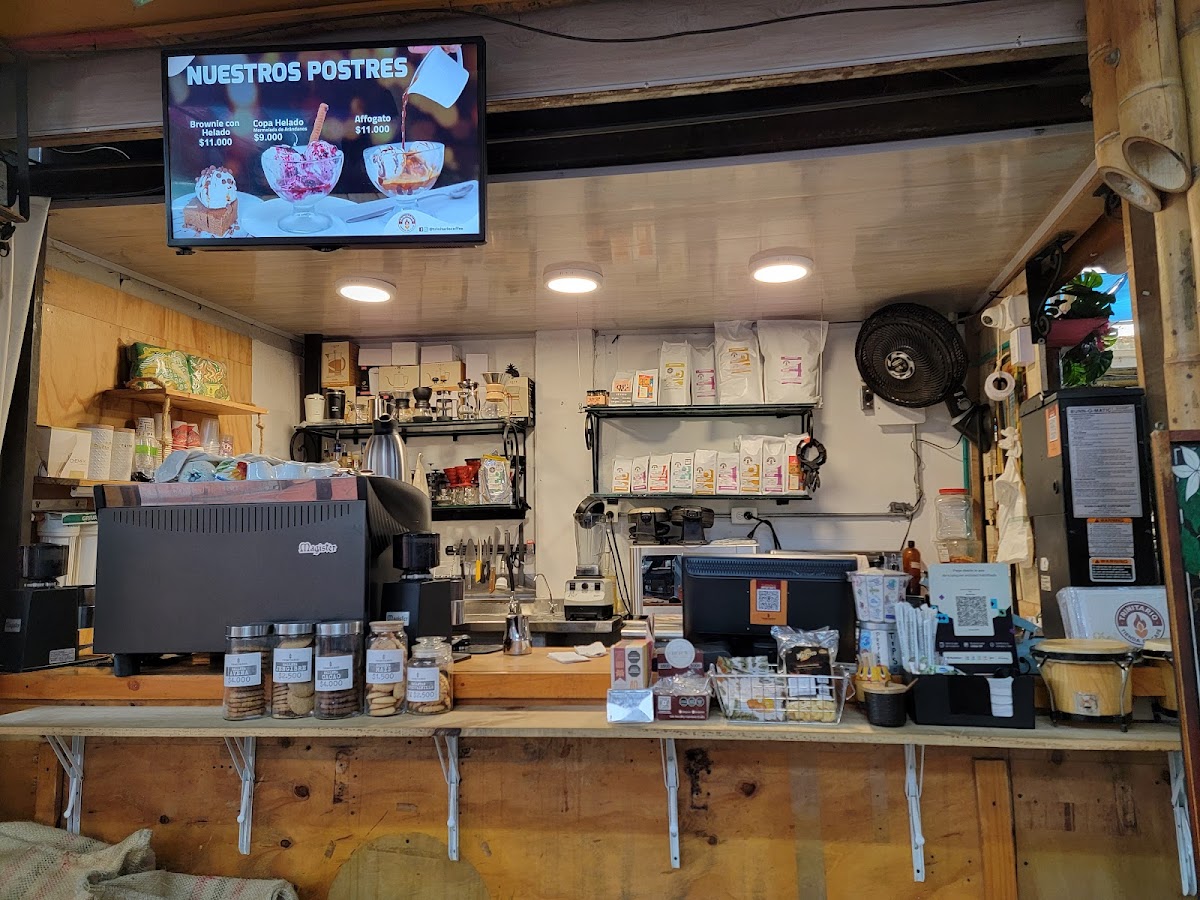 Trinitario Coffee Alameda - Tienda de Cafe Cali Photo 4
