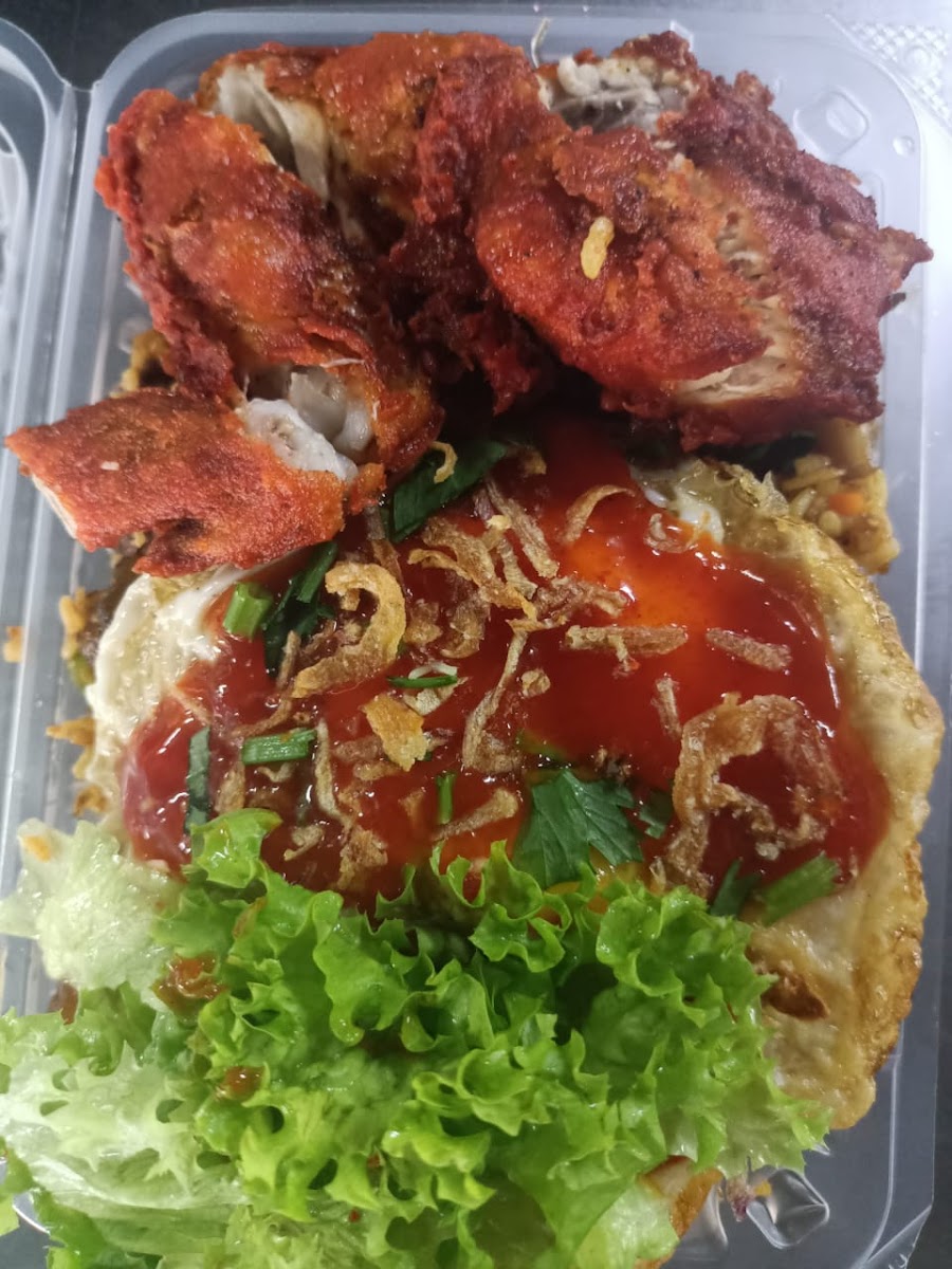 Nasi Ayam Pandan & Sup