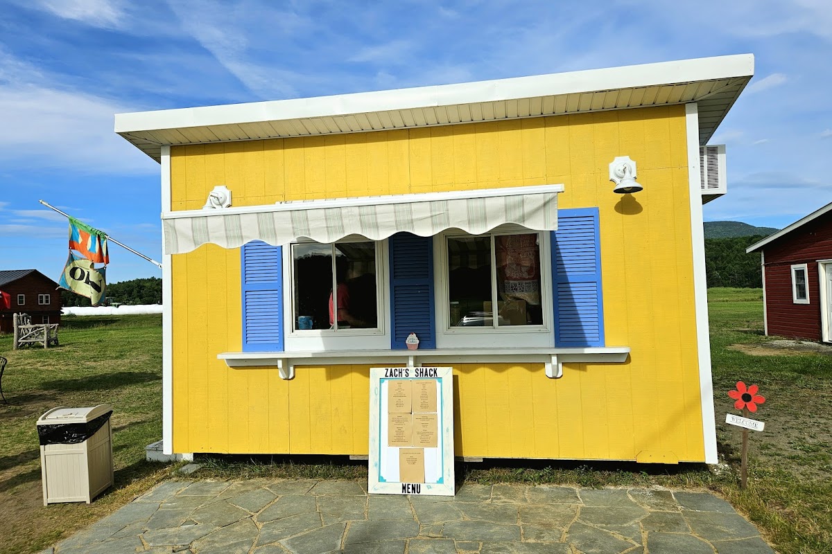 Zach's Shack Photo 4