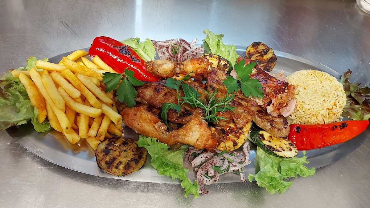 Dunja Grill Photo 9
