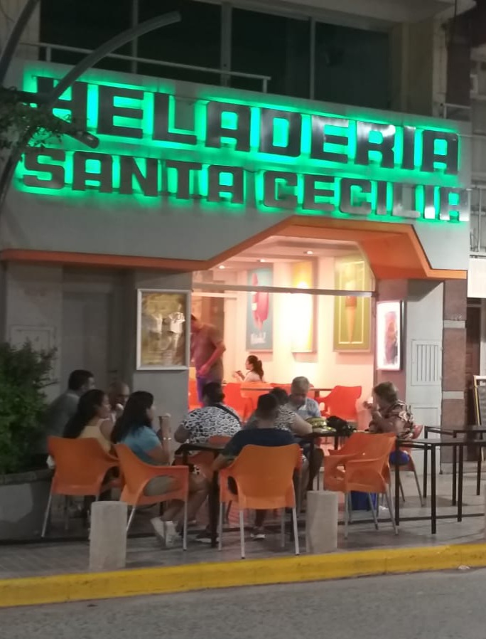 Heladeria Santa Cecilia Photo 2