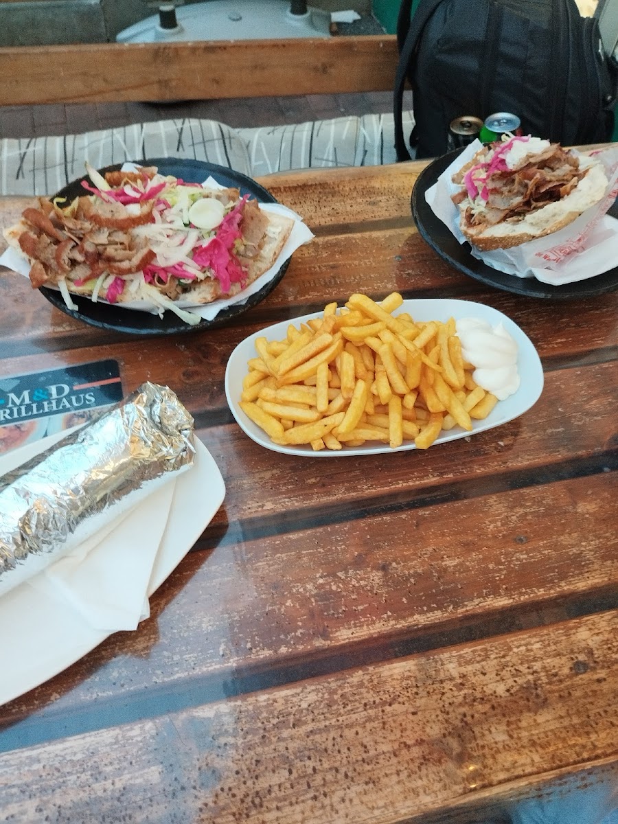 Restaurant M&D Grillhaus Photo 7