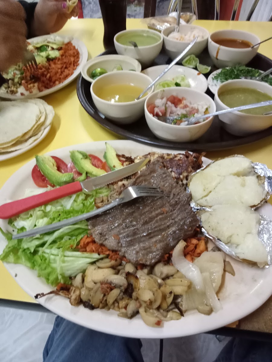 TAQUERIA TAMIX Photo 8