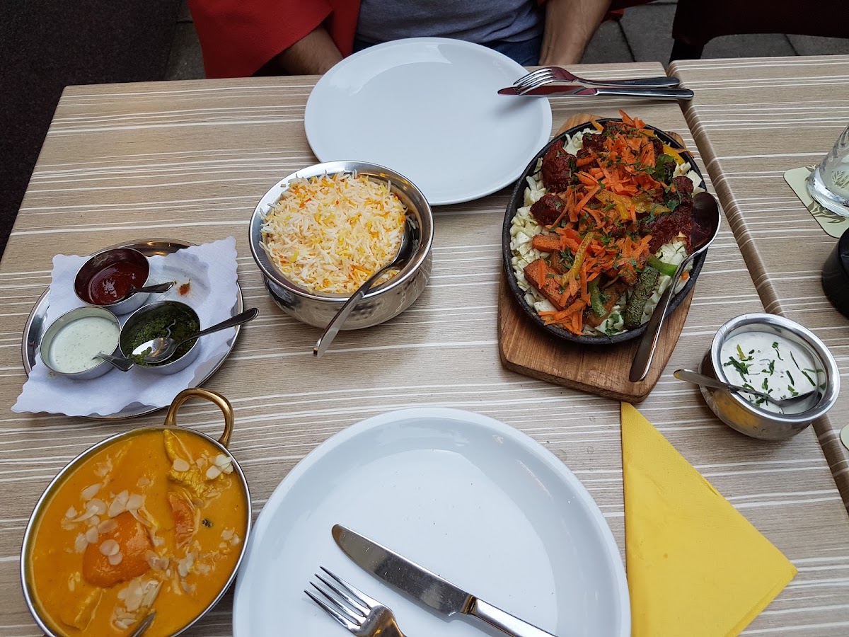 INDIA PALACE/AMBA INDISCHES RESTAURANT Photo 8