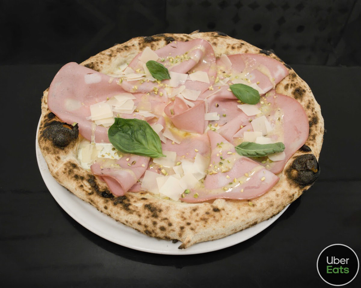 Guappo pizzeria Photo 4