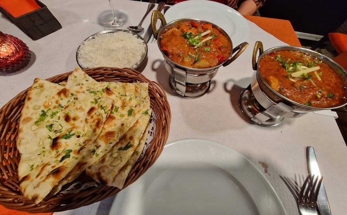 Bombay Restaurant Photo 5