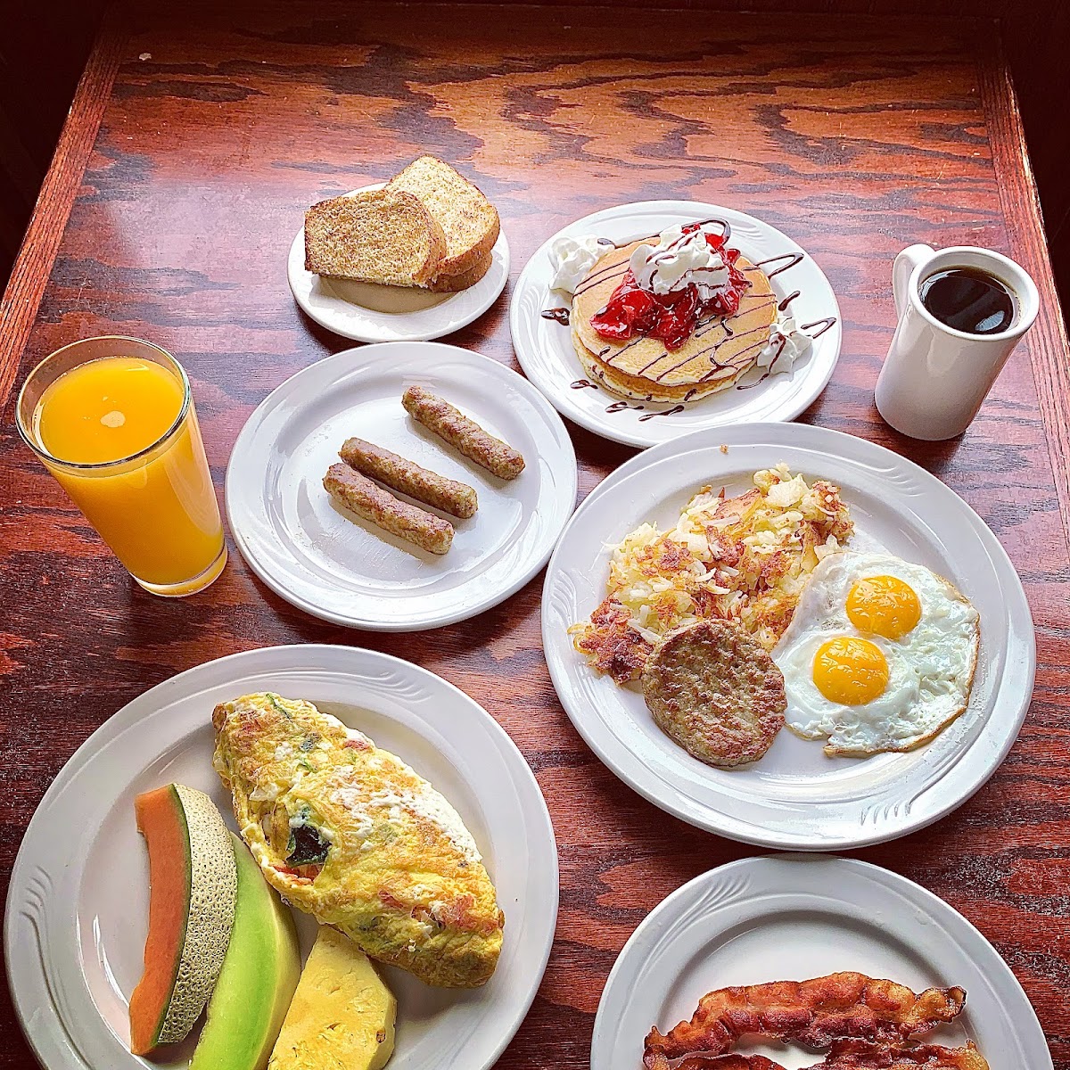 Maria's Family Restaurant Photo 2