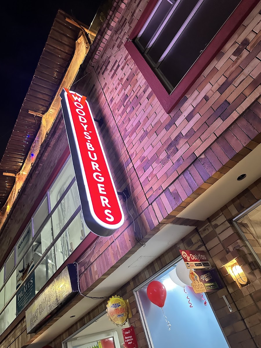 Woody’S Burgers