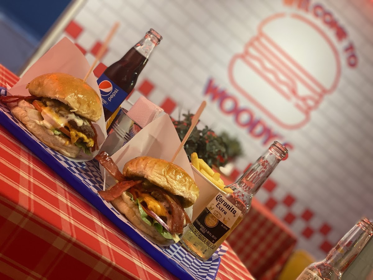 Woody’S Burgers Photo 7