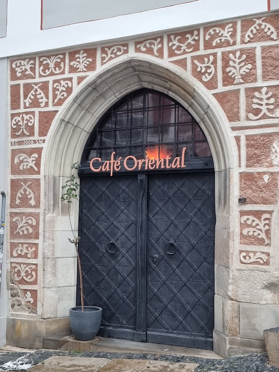 Café Oriental - Uma Zimmermann Photo 3