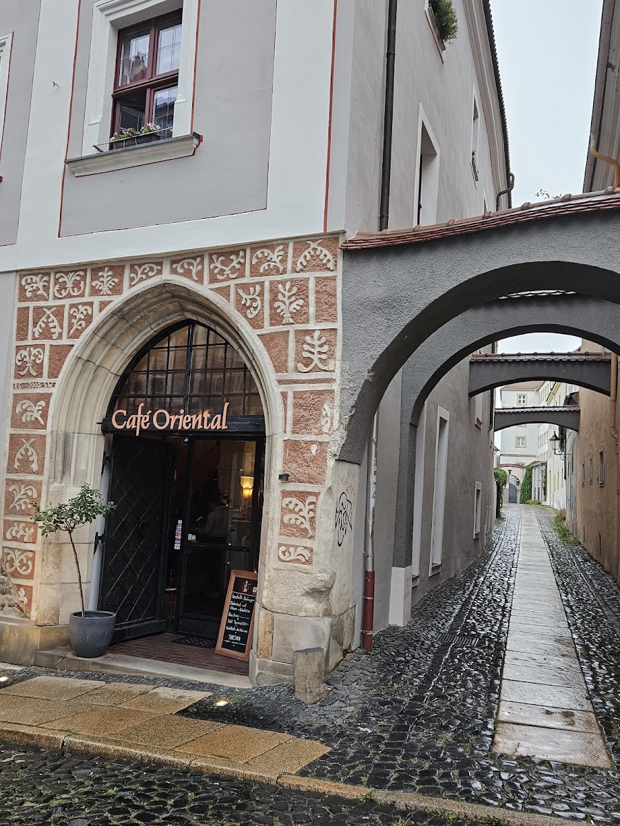 Café Oriental - Uma Zimmermann Photo 4