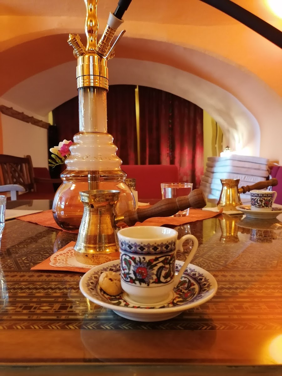 Café Oriental - Uma Zimmermann Photo 5