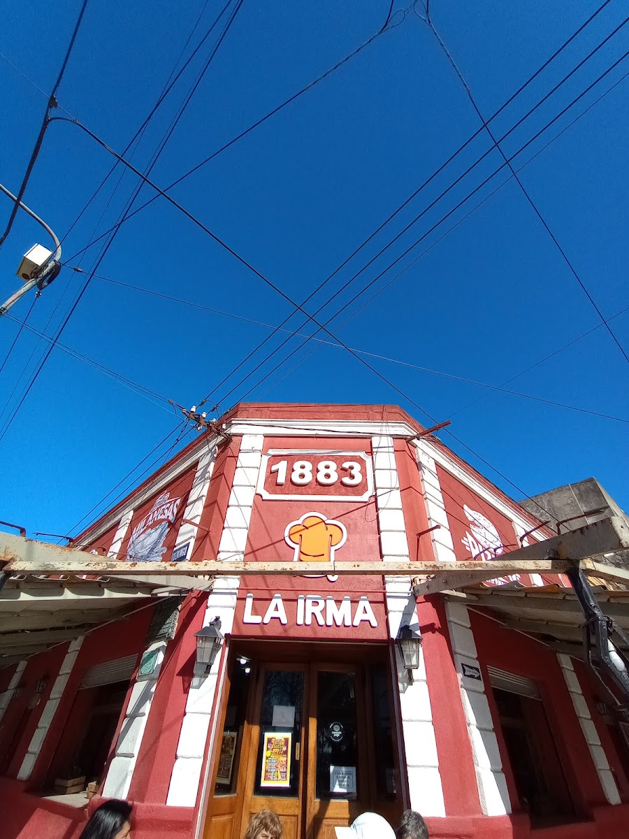 La Irma Resto-Bar Photo 4