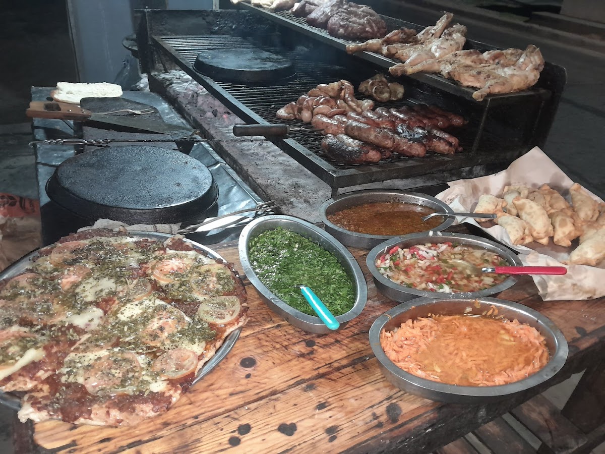 'La Parrilla De La Enet'(atendido por Grecia)