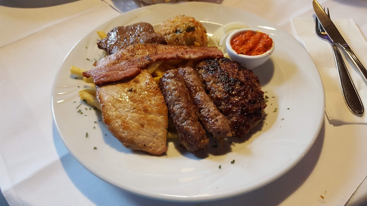 Restaurant zur Radsporthalle Photo 8