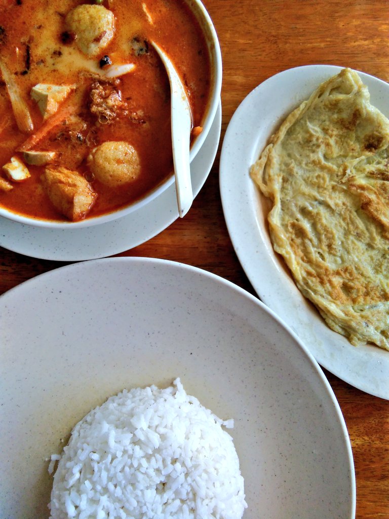 77 Restuarant and Cafe, Telupid Photo 5