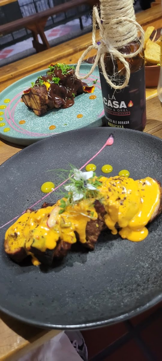 La Casa Humo & Grill Photo 7