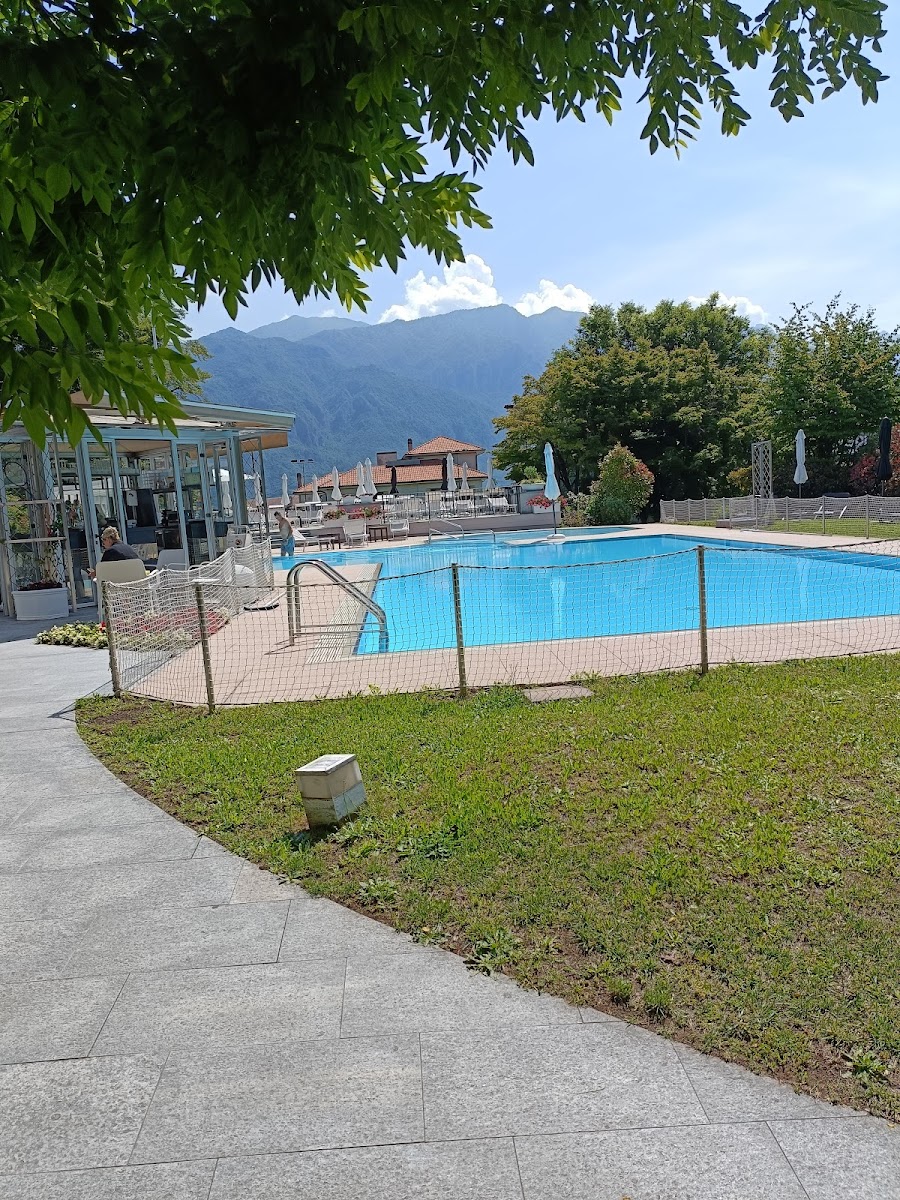 Belas - Pool & Restaurant Photo 3
