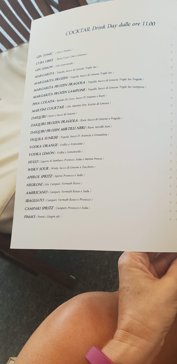 Belas - Pool & Restaurant Photo Menu 1
