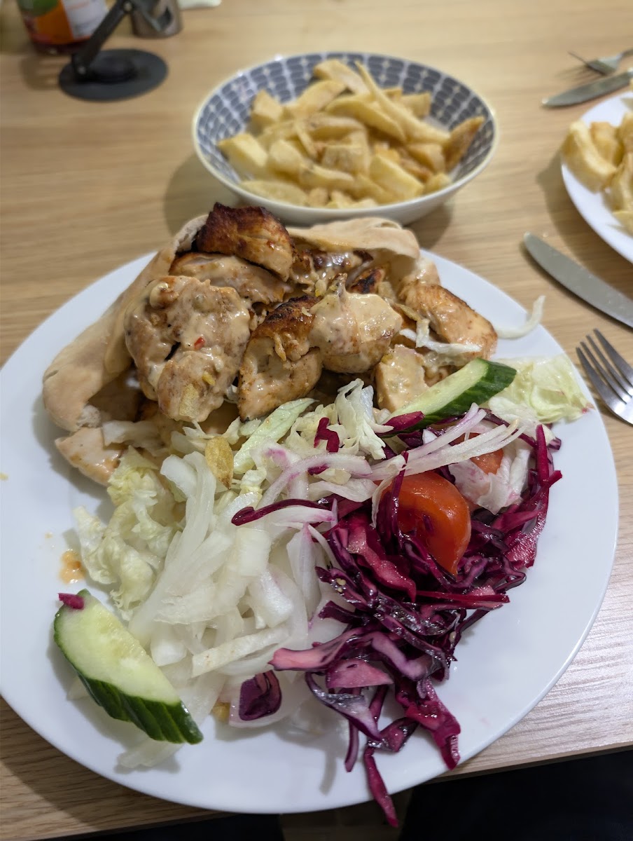 Barton Chippy Photo 7