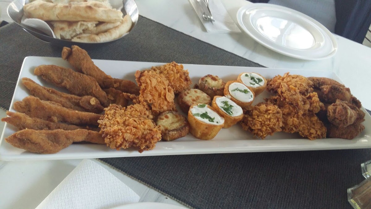 Le Baron Restaurant Photo 6
