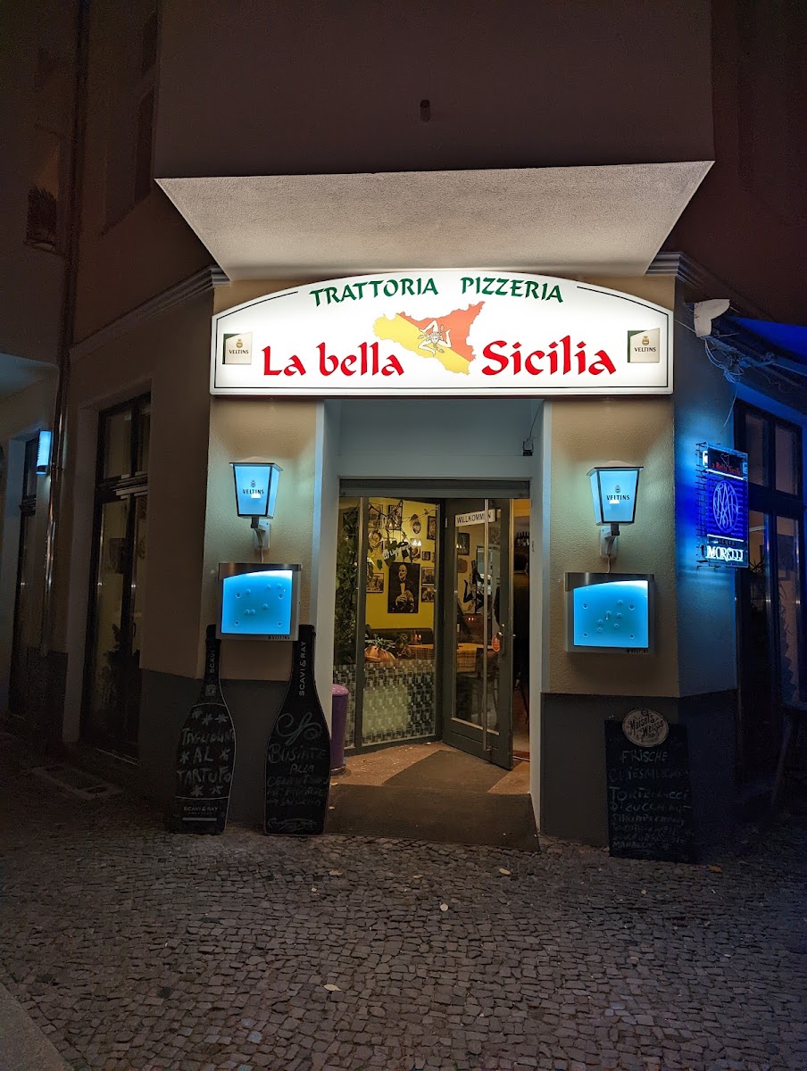 Trattoria La Bella Sicilia