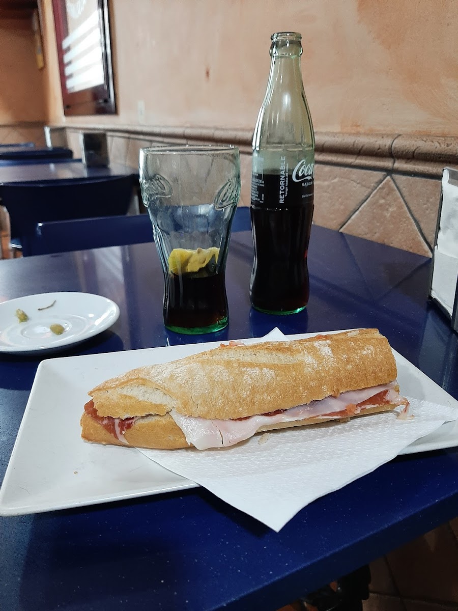Cafeteria Piscolabis Photo 4