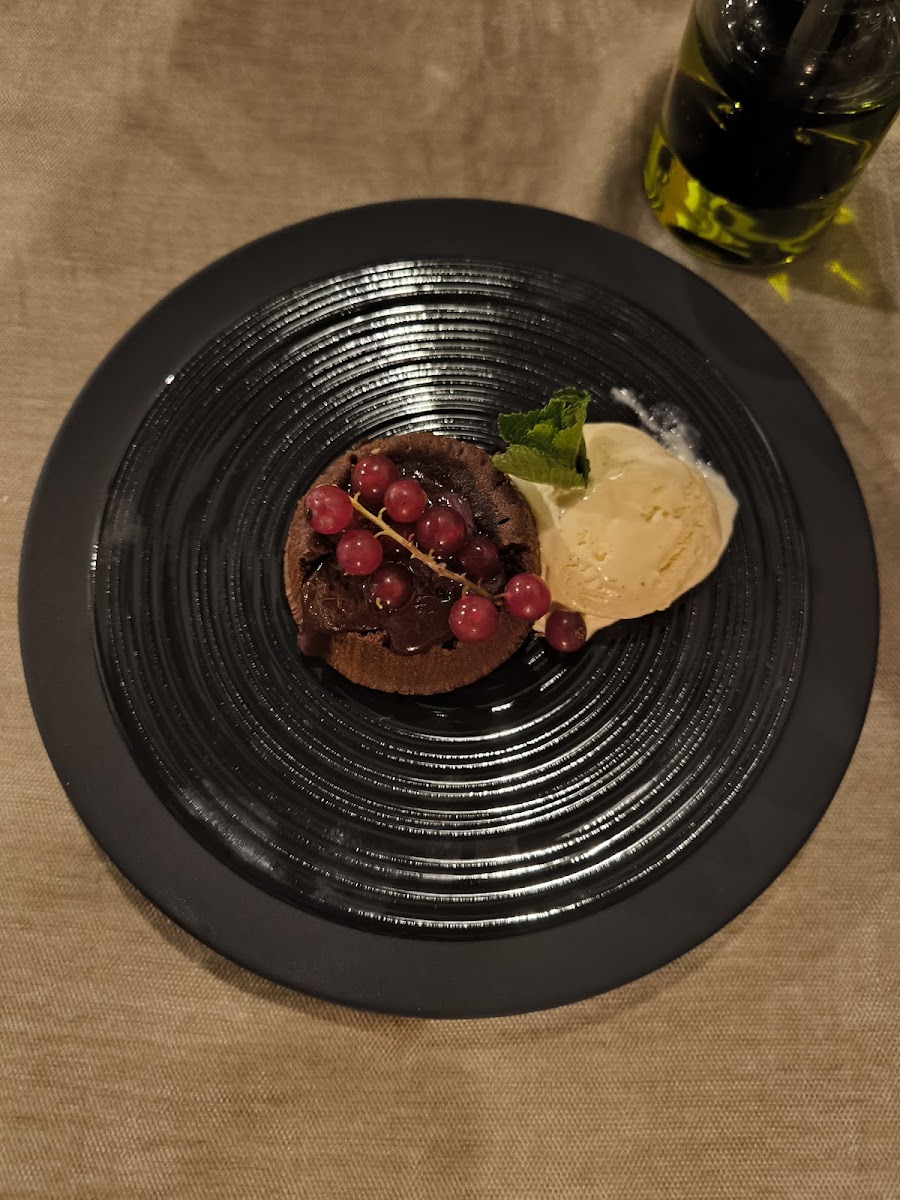 Manima's Gastro Pub Photo 4